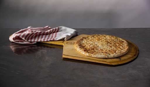 wood_fired_crust_on_peel