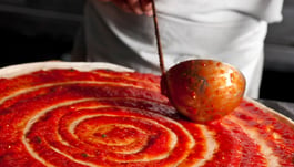 Which is the Best Commercial Pizza Sauce? Scratch-Made vs. Ready-Made