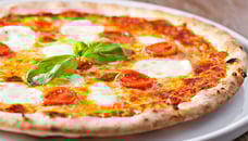 How To Get a Crisp Pizza Crust: 3 Factors That Matter