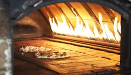 How Ovens Impact Pizza Crust Performance and Characteristics
