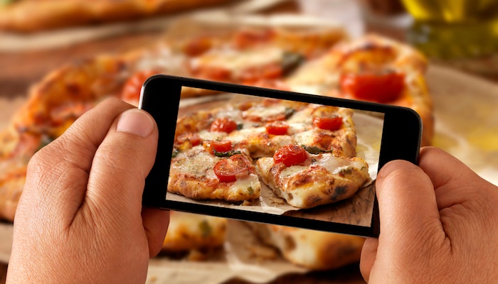 Pizzeria-Social-Media