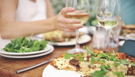 7 Ways Pizzerias Can Heat Up Summer Sales