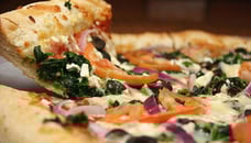 Veggie Pizza: How to Prevent Soggy Pizza Crusts