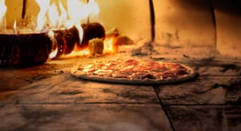 6 Wood-Fired Pizza Oven Tips for Making Great Artisanal Crusts